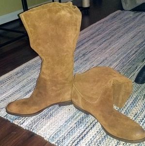Nine West Vintage brown suede boots